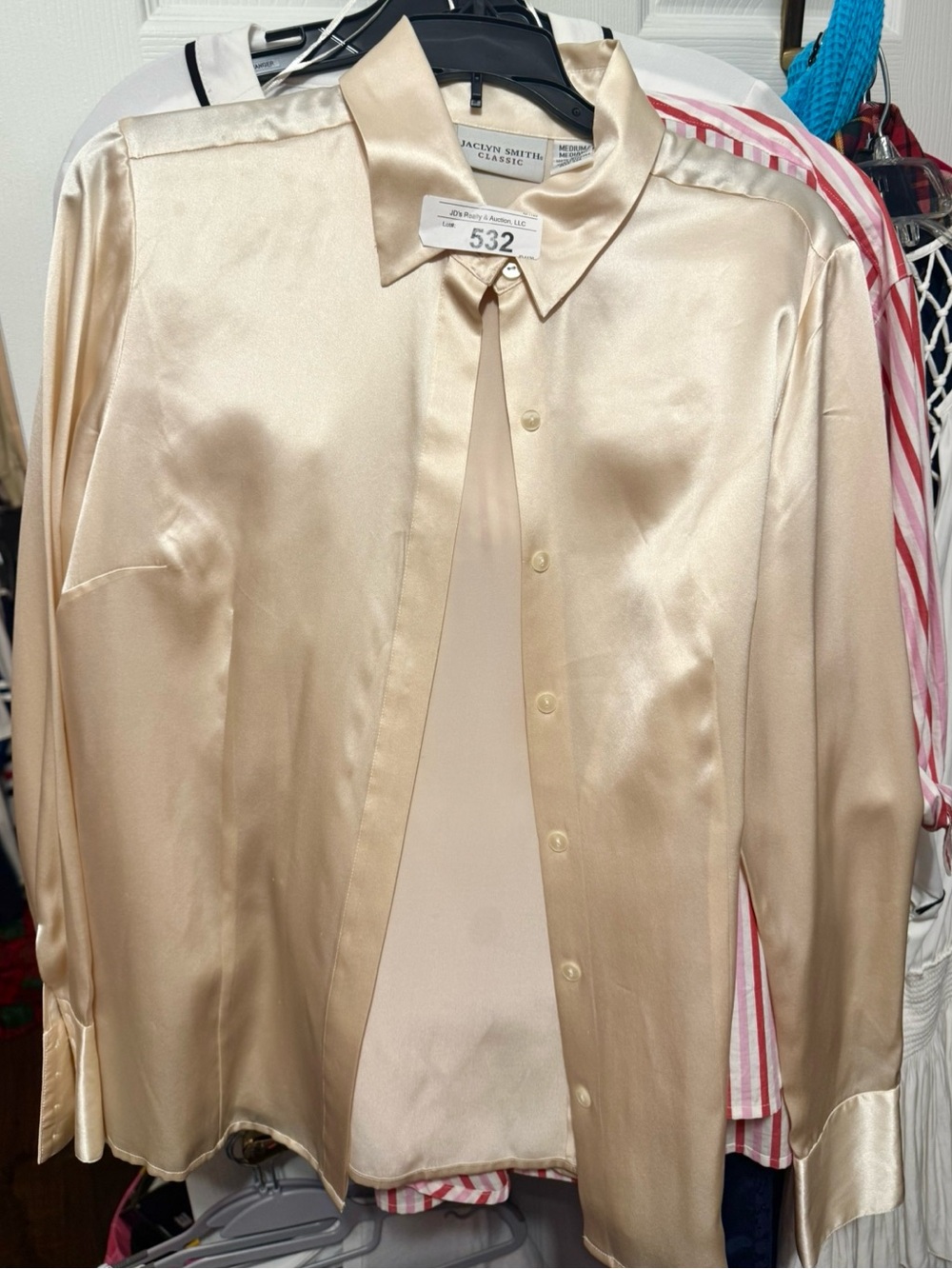 Jaclyn Smith Classic Vintage Silk Shirt